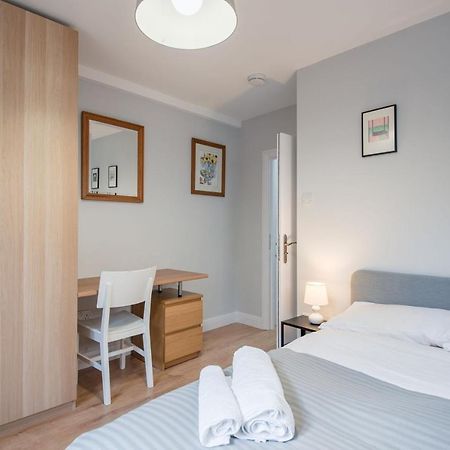 Comfortable Flat In Hammersmith Apartamento Londres Exterior foto