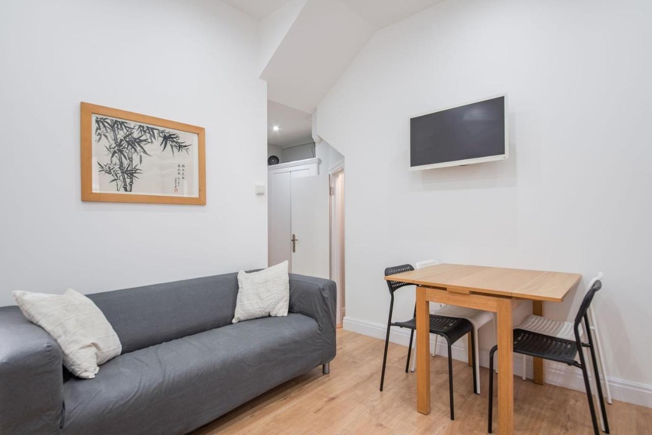 Comfortable Flat In Hammersmith Apartamento Londres Exterior foto